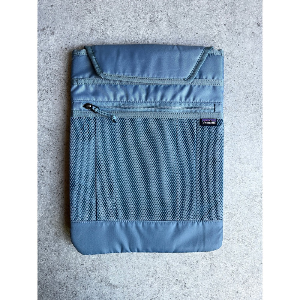 Patagonia Padded Laptop Sleeve Case Blue Mesh Zipper Pocket 14 Inch Tech Bag